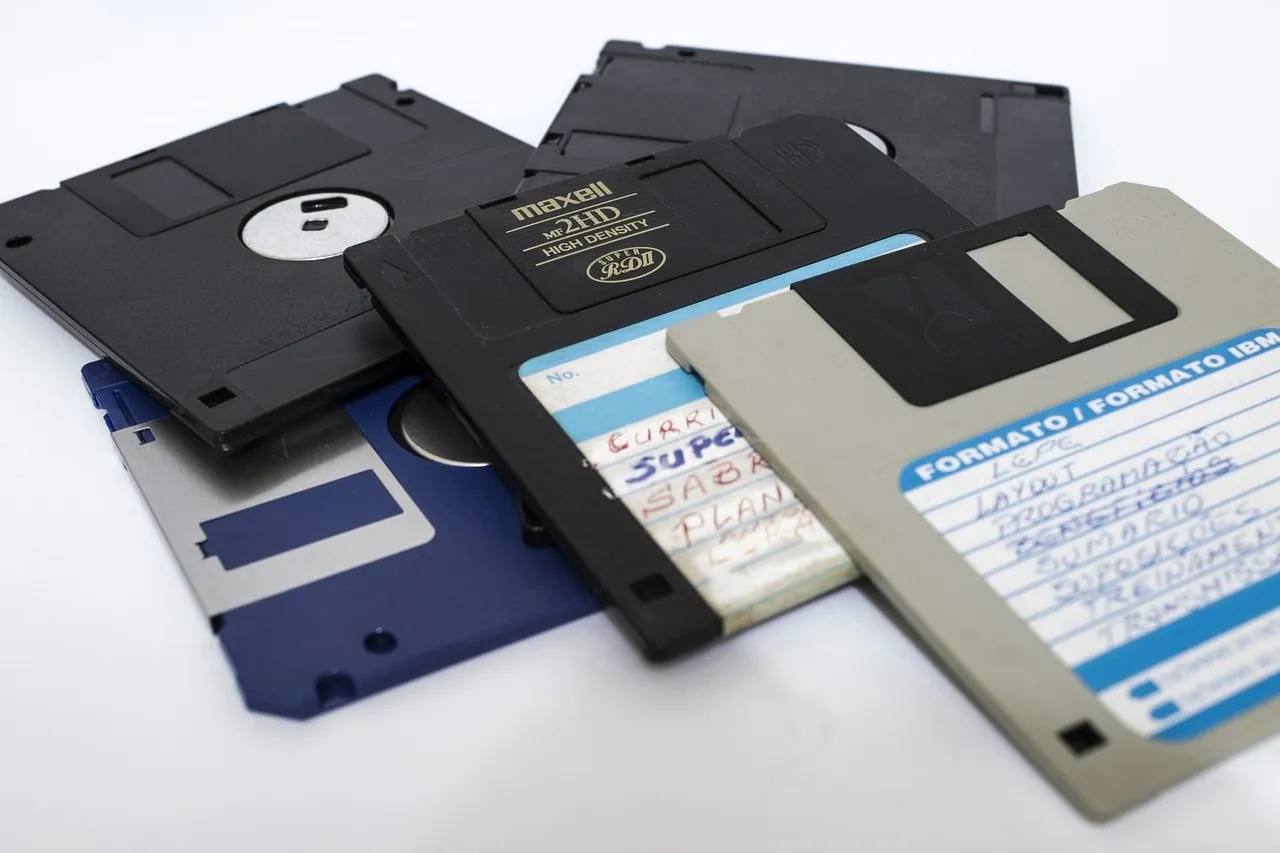 Outdated Technology in Home Care: Risks and the Need for Upgrades